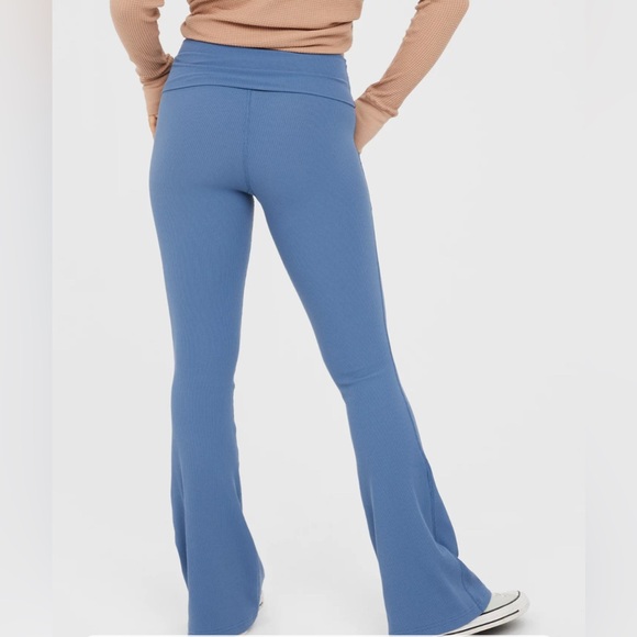 Offline By Arie Foldover‎ Low Rise Flare Pants Size Small Short Color Blue - Picture 3 of 8